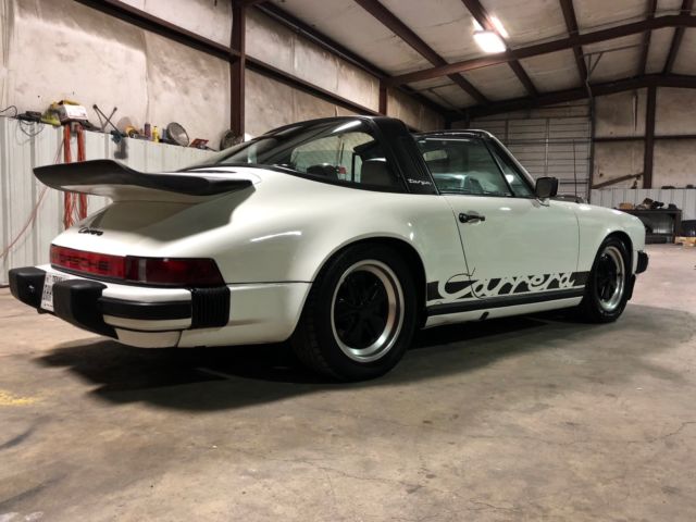 1984 Porsche 911 CARRERA 3.2L TARGA - photo 10