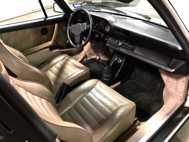 1984 Porsche 911 CARRERA 3.2L TARGA - photo 12