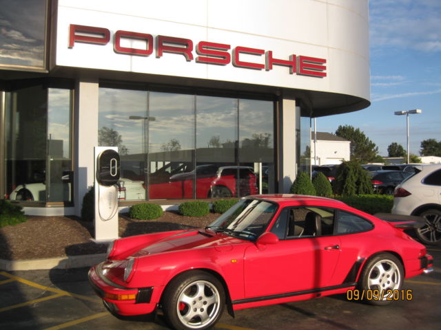 1984 Porsche 911 CARRERA COUPE