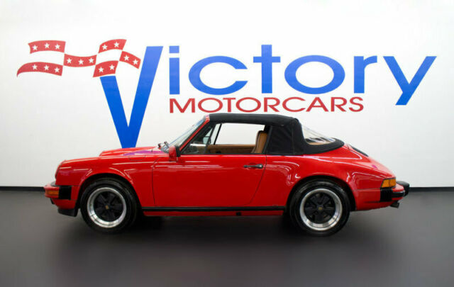 1984 Porsche 911 CARRERA ( SPECIAL BUILD ) 1984 Porsche 911 CONVERTIBLE