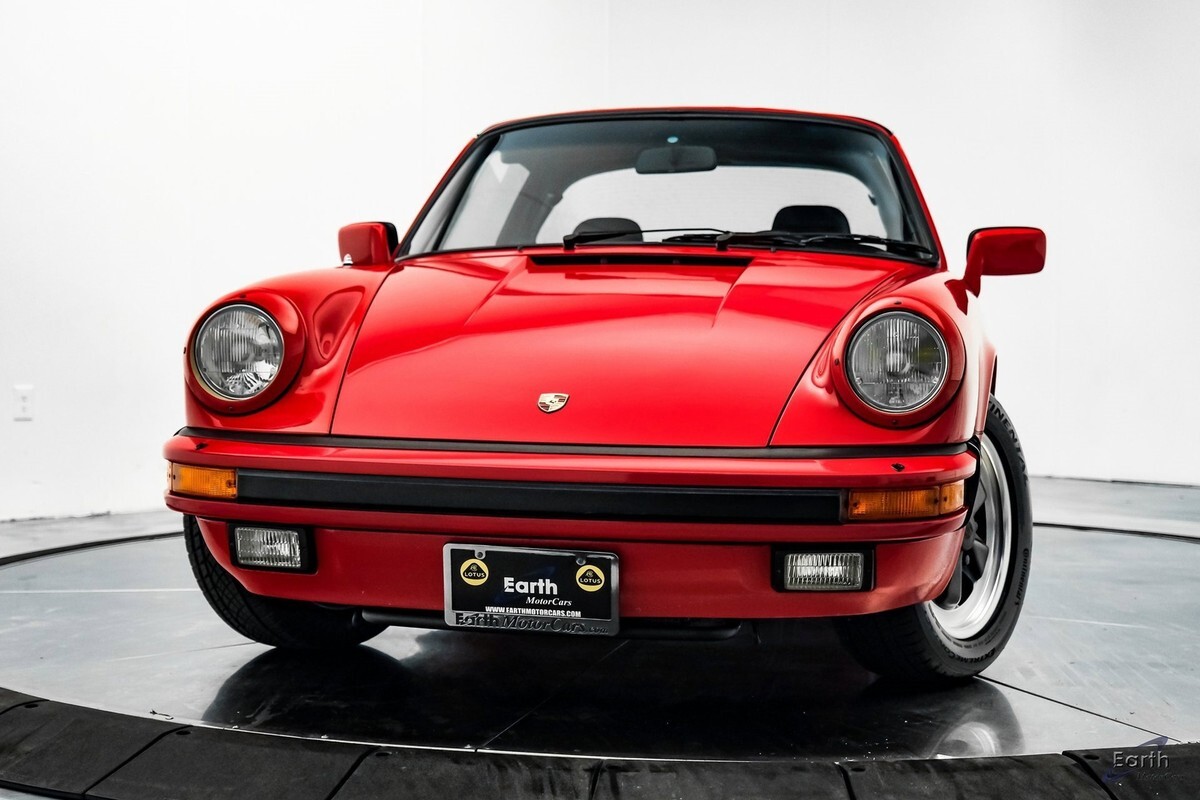 1984 Porsche 911 Carrera Targa Very Clean $17K SERVICE DONE 2024 - photo 3