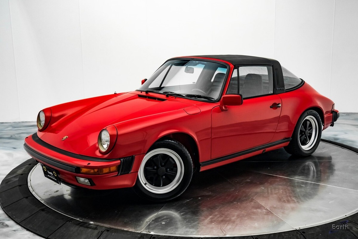1984 Porsche 911 Carrera Targa Very Clean $17K SERVICE DONE 2024 - photo 4