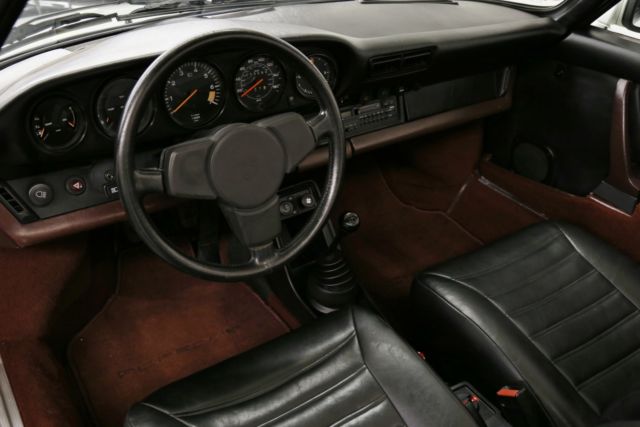 1984 Porsche 911 Carrera Turbo-Look Cabriolet - photo 9