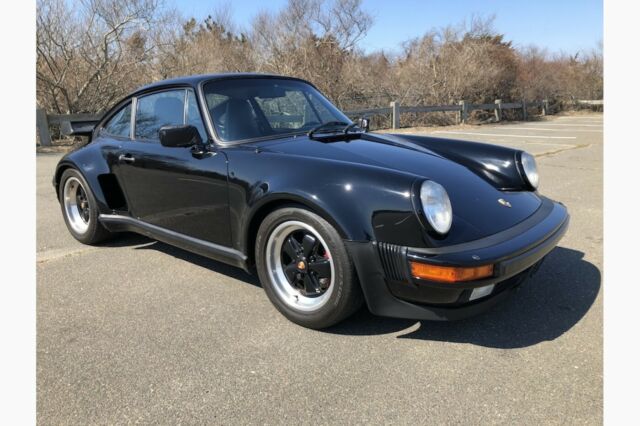 1984 Porsche 911 Factory Wide Body - photo 2