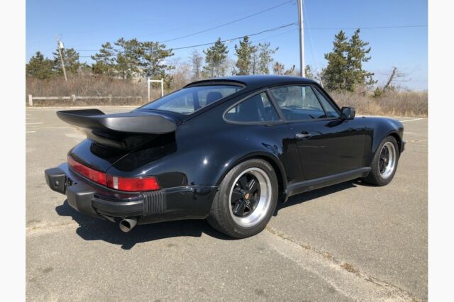1984 Porsche 911 Factory Wide Body - photo 4