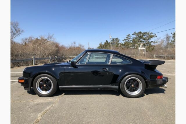 1984 Porsche 911 Factory Wide Body - photo 9