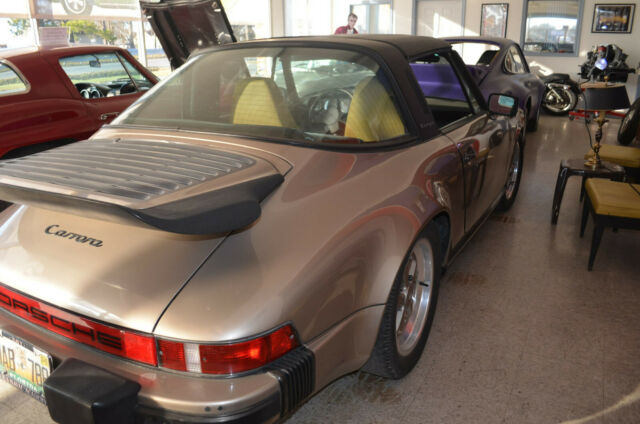 1984 Porsche 911 Targa - photo 4