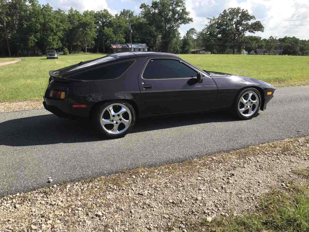 1984 Porsche 928 S - photo 10