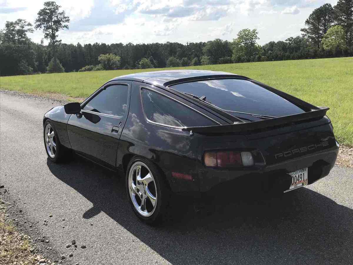 1984 Porsche 928 S - photo 13