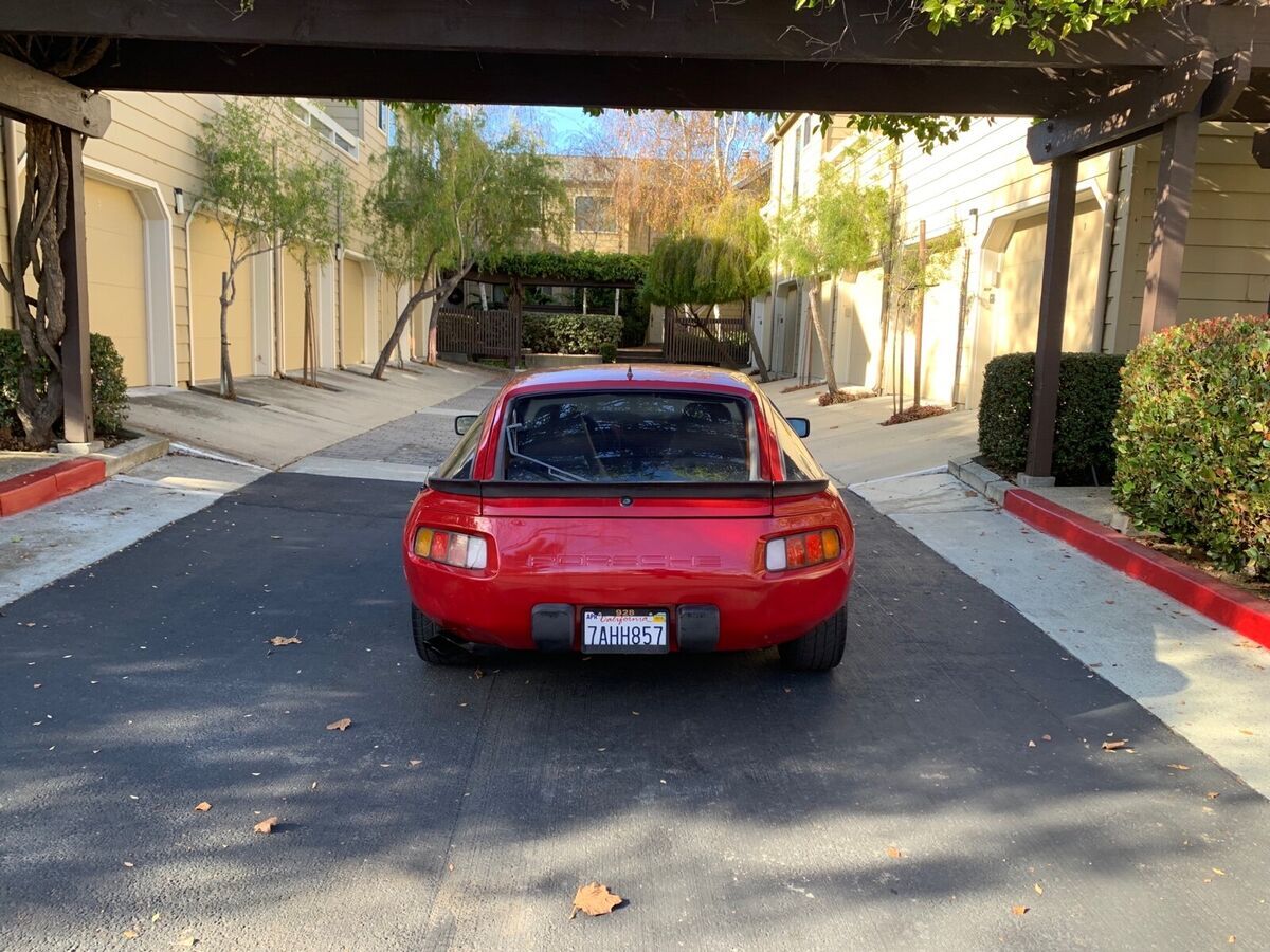 1984 Porsche 928 S - photo 7