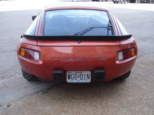 1984 Porsche 928 - photo 10