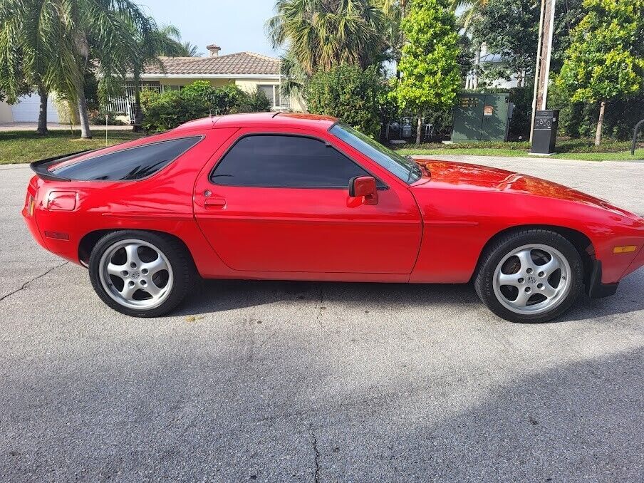 1984 Porsche 928 - photo 5