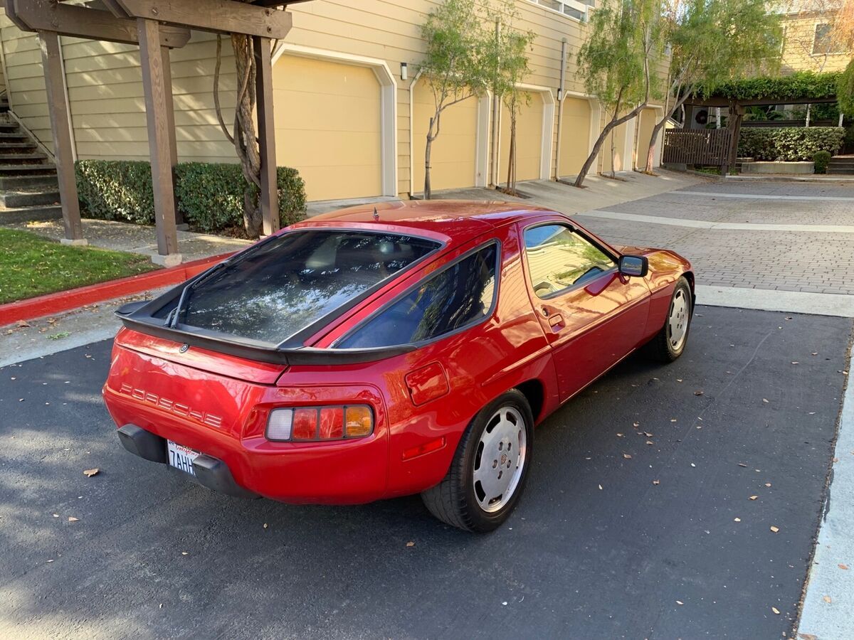 1984 Porsche 928 S - photo 3