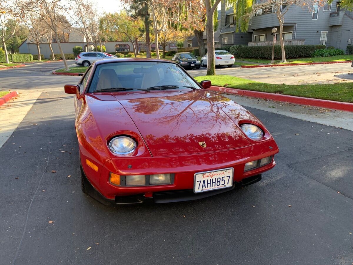 1984 Porsche 928 S - photo 9
