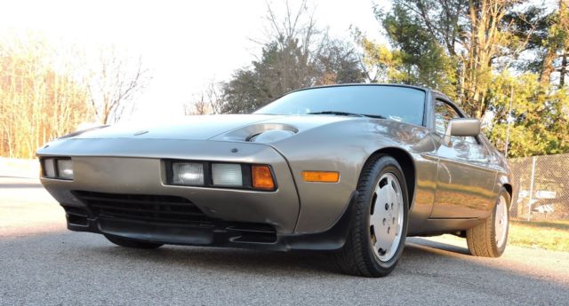 1984 Porsche 928 S 5-Speed - photo 3
