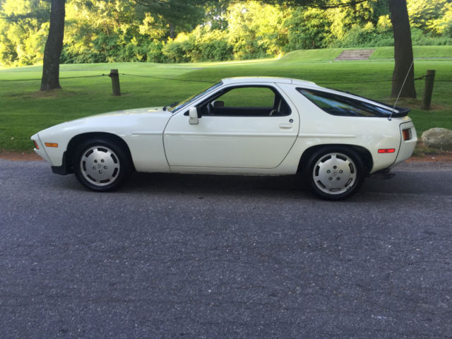 1984 Porsche 928 - photo 6