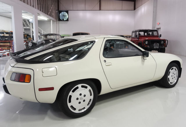 1984 Porsche 928 S Sunroof Coupe - photo 3