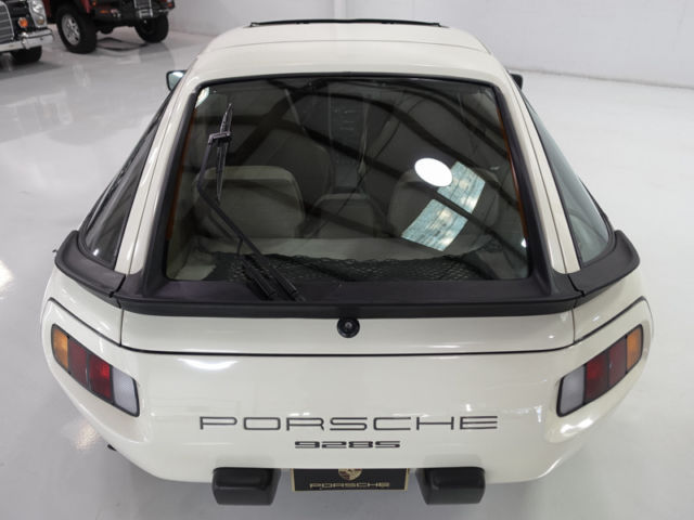 1984 Porsche 928 S Sunroof Coupe - photo 6