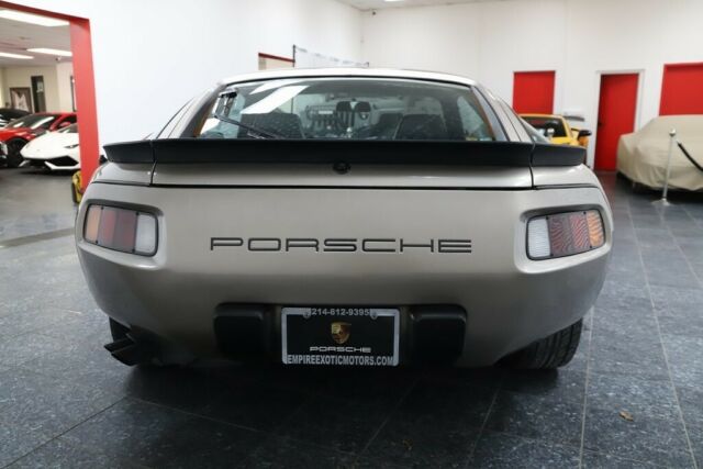 1984 Porsche 928 -- - photo 7