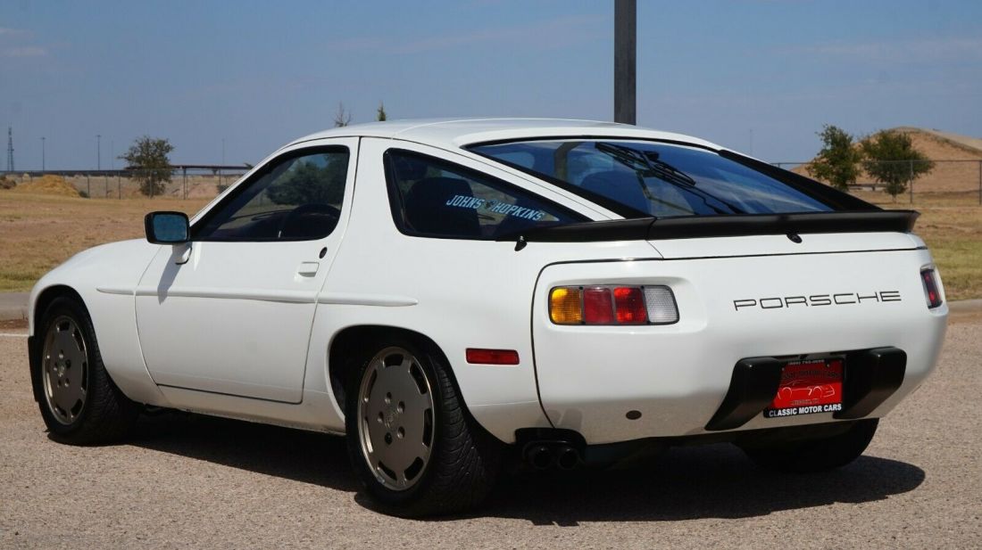 1984 Porsche 928 - photo 8