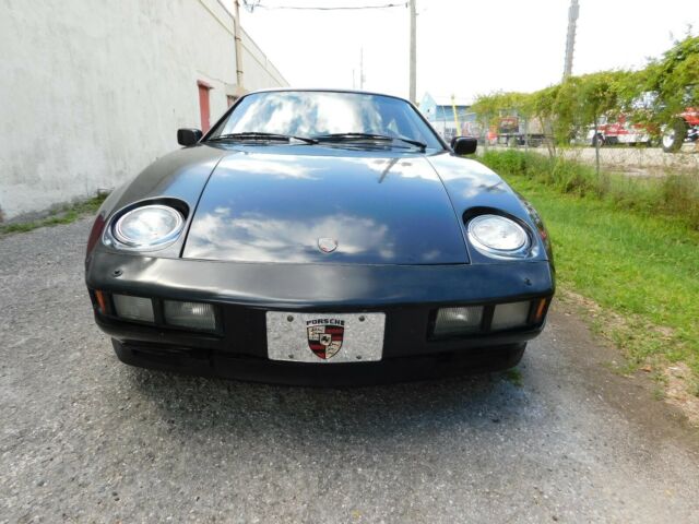 1984 Porsche 928 - photo 5