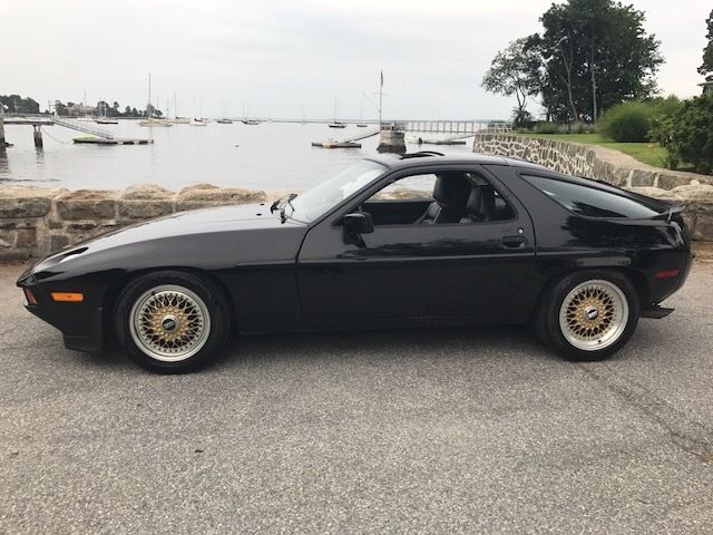 1984 Porsche 928 S - photo 2