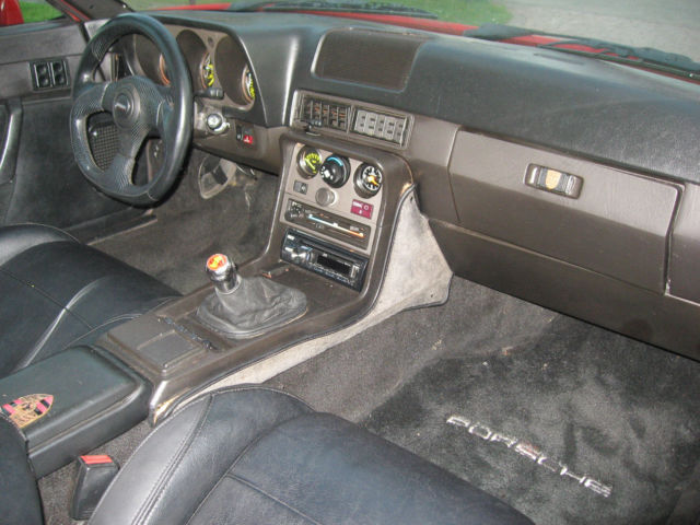 1984 Porsche 944 - photo 10