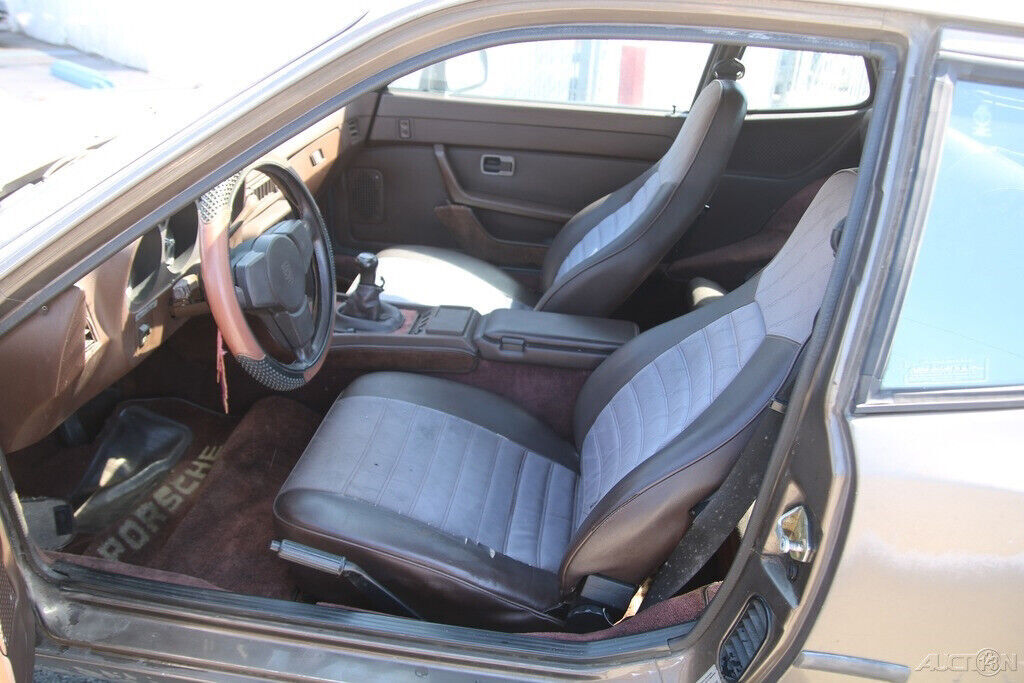 1984 Porsche 944 - photo 11