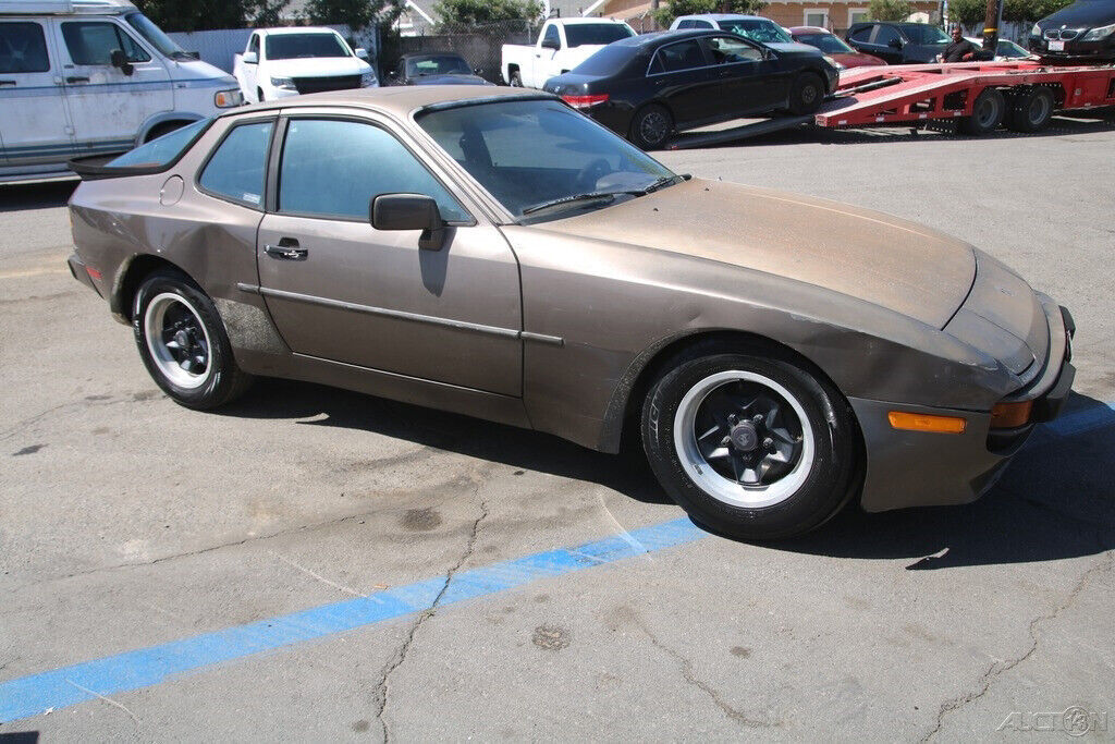 1984 Porsche 944 - photo 7
