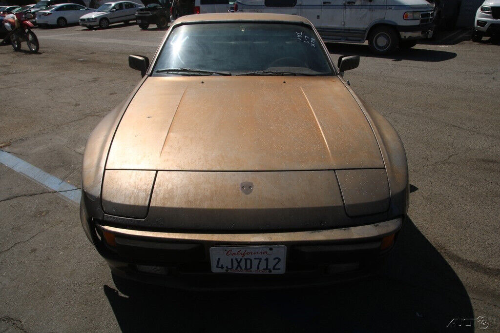 1984 Porsche 944 - photo 9