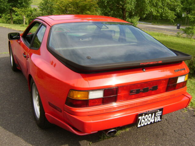 1984 Porsche 944 - photo 5