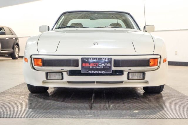 1984 Porsche 944 - photo 2