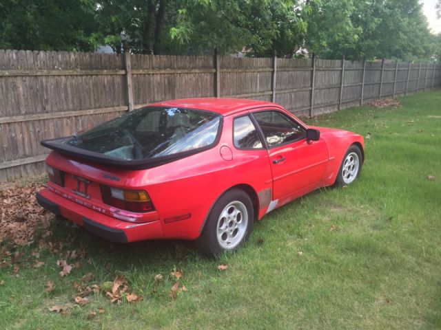 1984 Porsche 944 - photo 3
