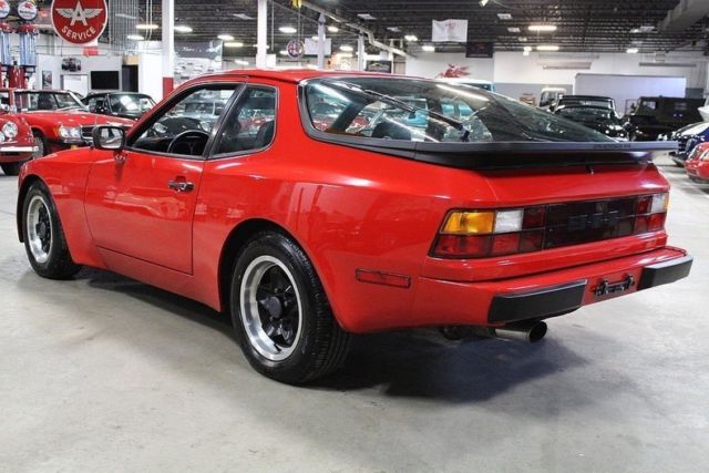 1984 Porsche 944 -- - photo 3