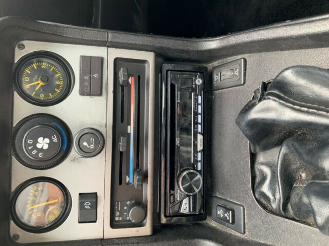 1984 Porsche 944 Automatic - photo 4