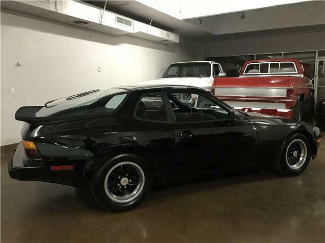 1984 Porsche 944 944 - photo 5