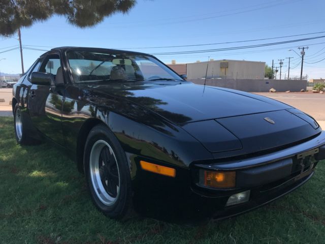 1984 Porsche 944 Targa - photo 3