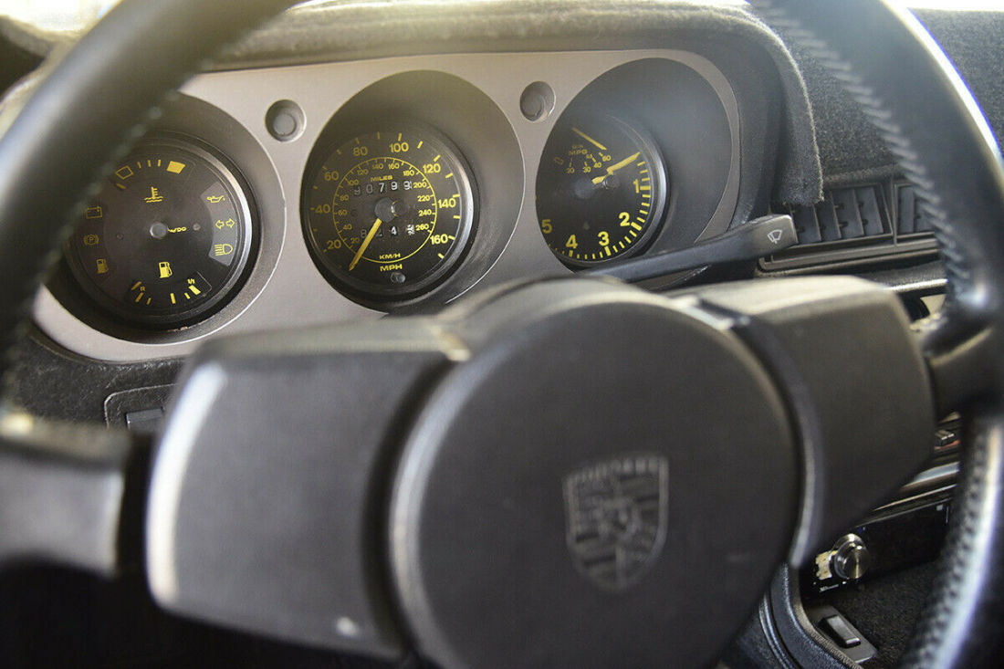1984 Porsche 944 - photo 13