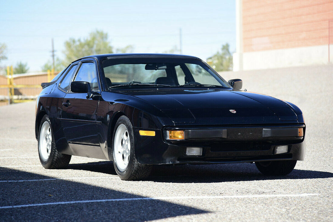 1984 Porsche 944 - photo 3