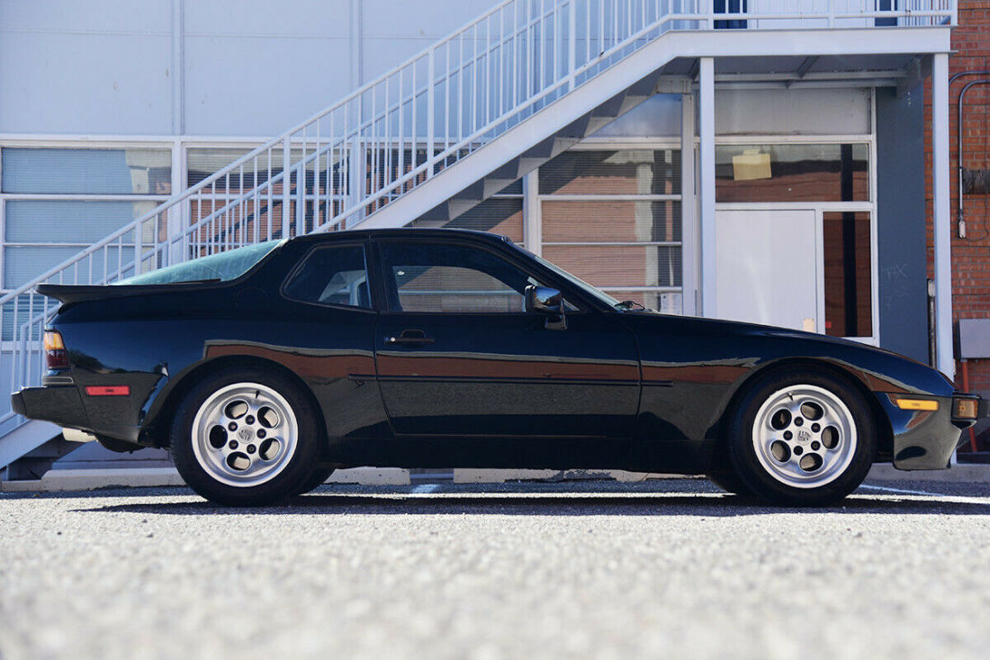 1984 Porsche 944 - photo 7