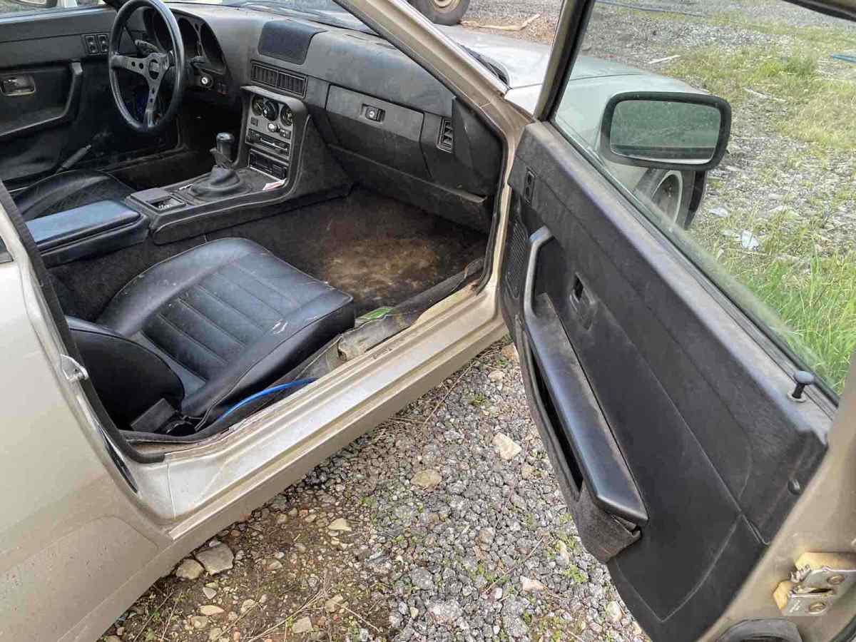 1984 Porsche 944 - photo 11