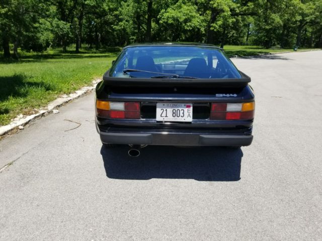1984 Porsche 944 - photo 7
