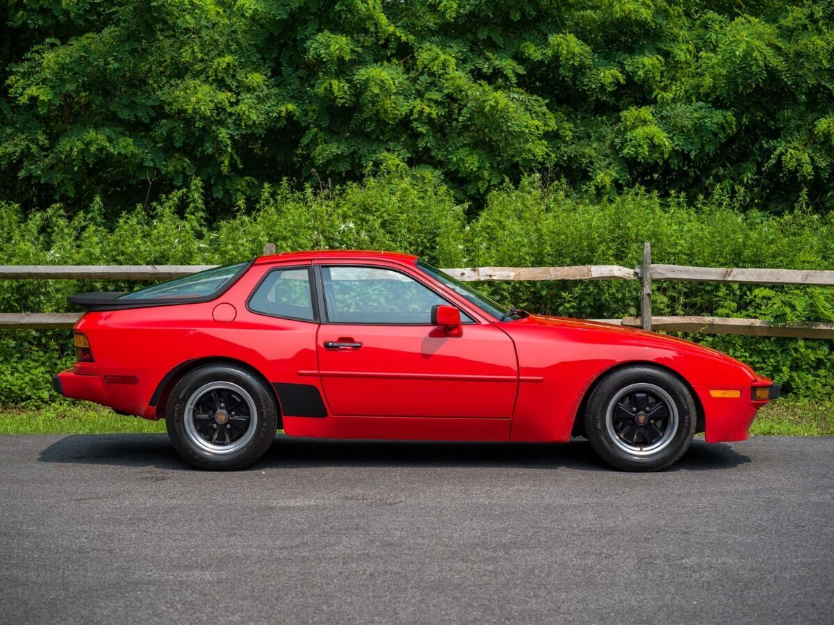 1984 Porsche 944 - photo 10