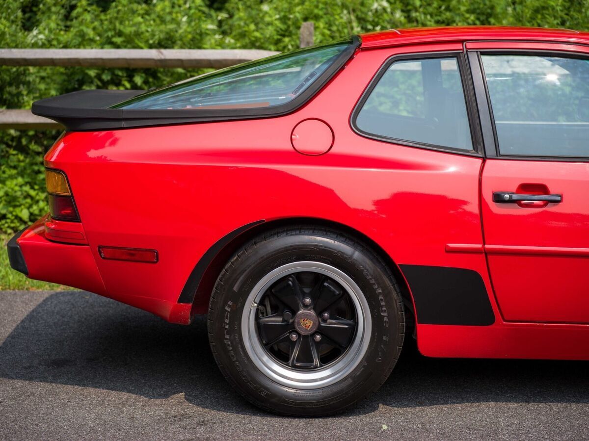 1984 Porsche 944 - photo 13