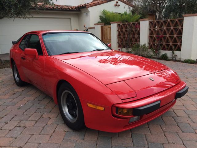 1984 Porsche 944 944 - photo 2
