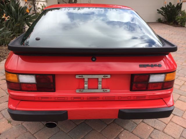1984 Porsche 944 944 - photo 9
