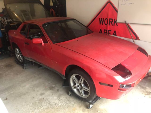 1984 Porsche 944 Project/Race Car Roller 1984 Porsche 944