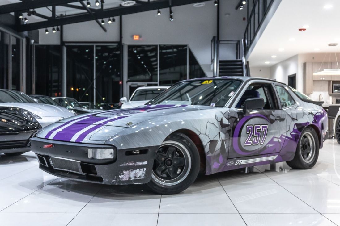 1984 Porsche 944 SPEC-1 RACECAR SETUP W/ENCLOSED HAULMARK 20FT TRAI - photo 2