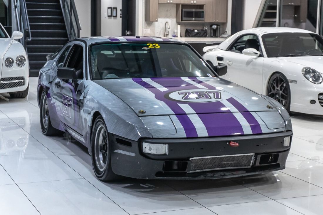 1984 Porsche 944 SPEC-1 RACECAR SETUP W/ENCLOSED HAULMARK 20FT TRAI - photo 7