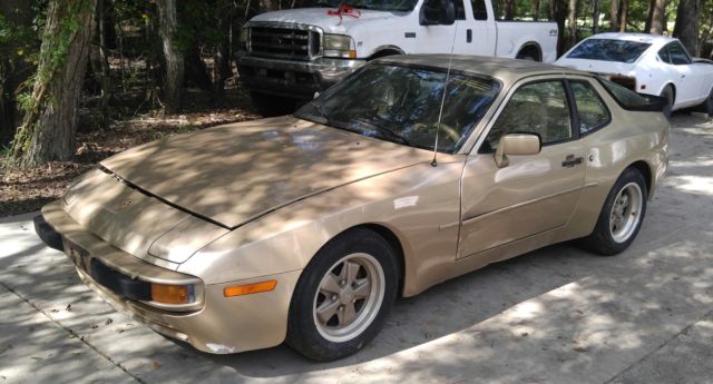 1984 Porsche 944 - photo 2